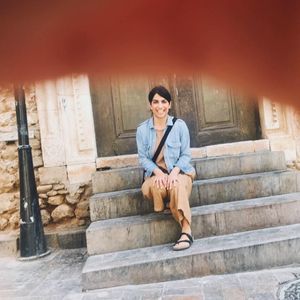 Meet your Posher, Ema